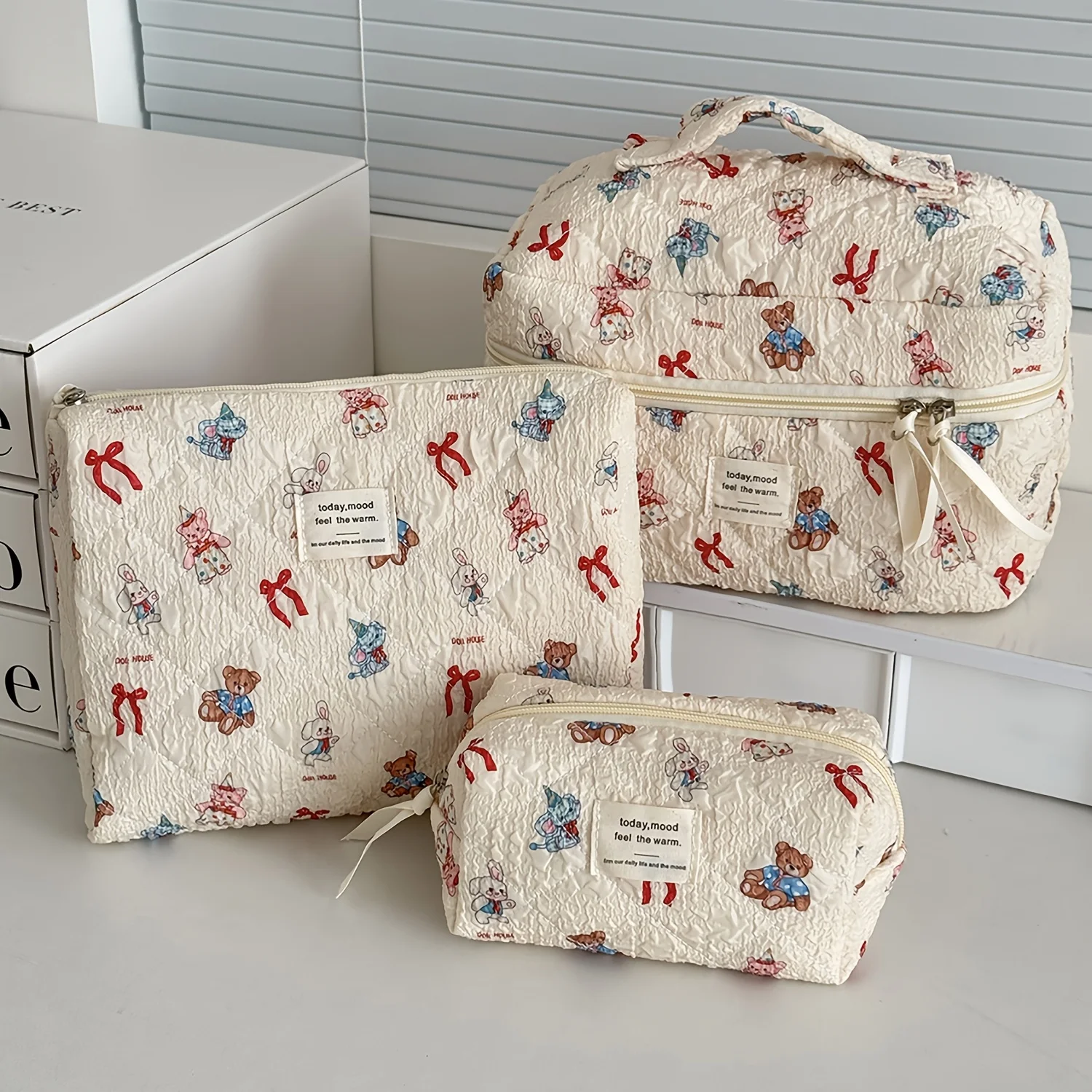 Quilted Cotton Makeup/Cosmetic Organizer Bag With Zipper - Image 11