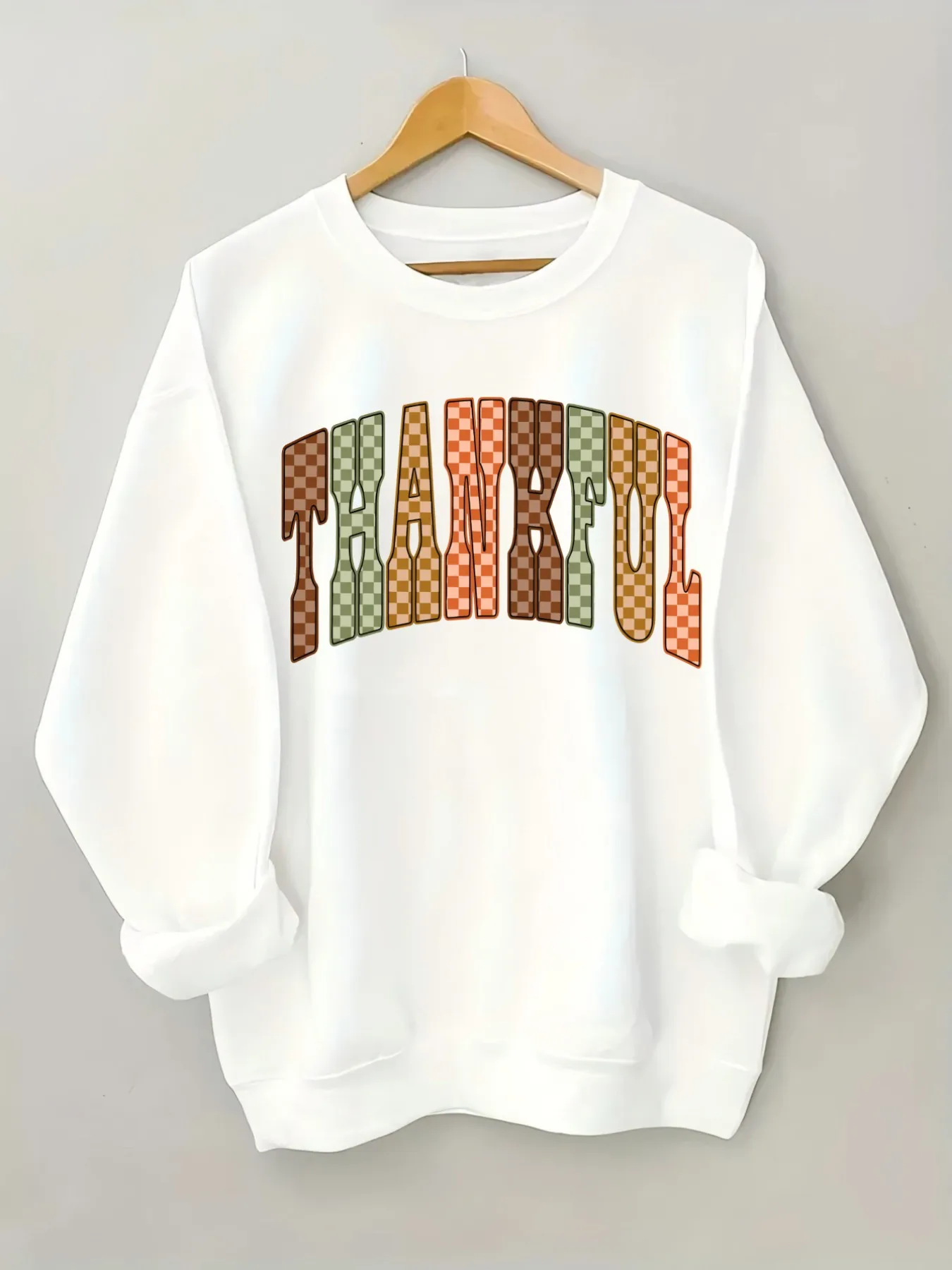 Women's Crew Neck Pullover Sweatshirt Checkered Thankful Print Design - Image 6